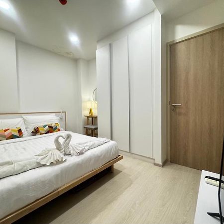 Ekamai 2 Bed Room Банкок Екстериор снимка